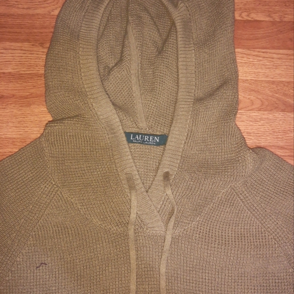 Women's hooded sweater